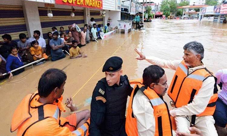 ভারি বৃষ্টিতে ভারতের ২ রাজ্যে ২৭ জনের মৃত্যু