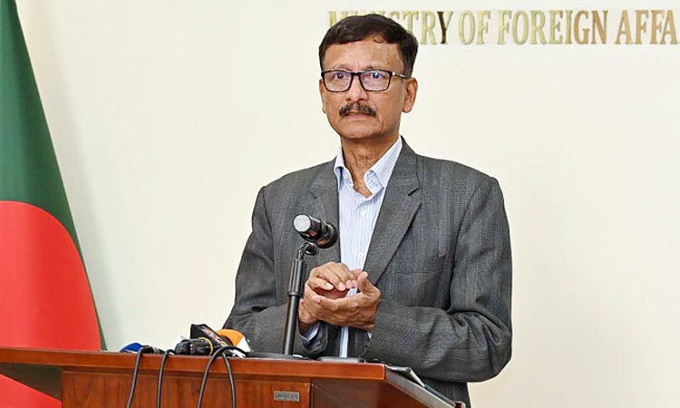 অপ্রয়োজনীয় প্রতিনিধিদল নিয়ে জাতিসংঘে যাবেন না প্রধান উপদেষ্টা
