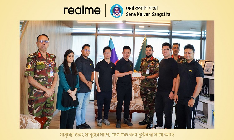 বন্যার্তদের সহায়তায় সেনা কল্যাণ সংস্থায় রিয়েলমির অনুদান