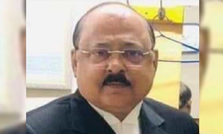 ডেপুটি অ্যাটর্নি জেনারেল সুজিত চ্যাটার্জি বাপ্পীর পদত্যাগ