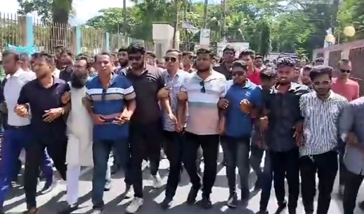 ছাত্রলীগকে প্রতিঘাত নয়, ফুল দিয়ে বরণ করার আহ্বান যুবদলের