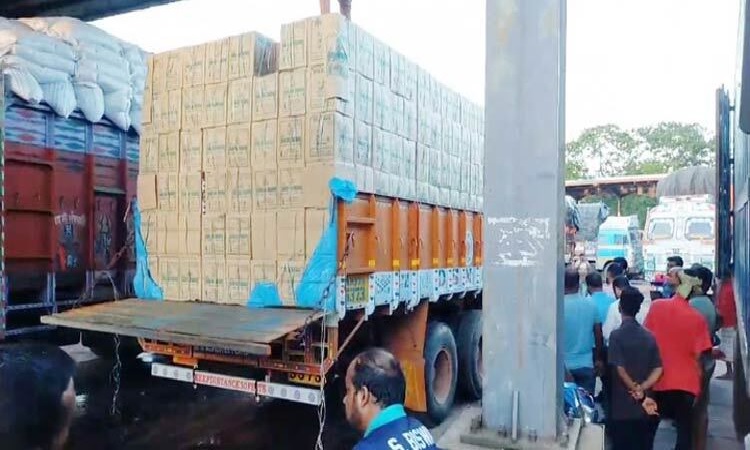 ভারত থেকে ২ লাখ ৩১ হাজার ডিম আমদানি