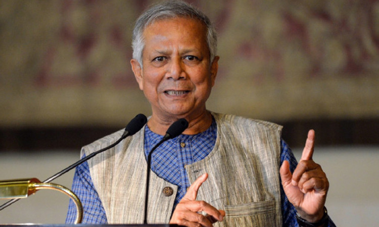জাতির উদ্দেশে ভাষণ দিচ্ছেন প্রধান উপদেষ্টা