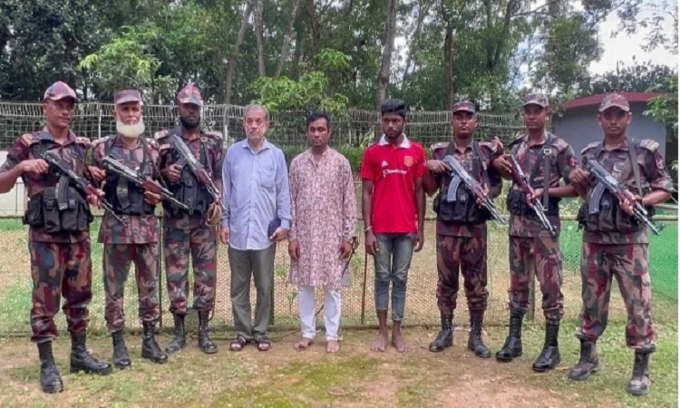 আখাউড়া থেকে সাবেক এমপি ফজলে করিম চৌধুরী আটক