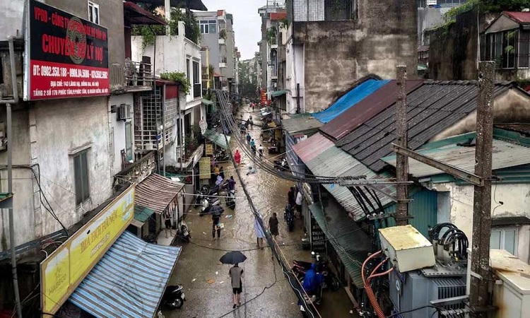 ইয়াগিতে ভিয়েতনামে মৃত্যু বেড়ে ২৫৪, নিখোঁজ ৮২