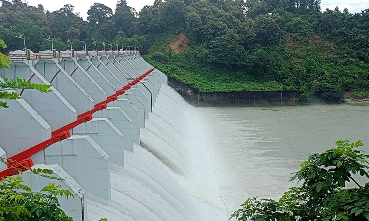 আবারও খুলে দেওয়া হলো কাপ্তাই বাঁধের ১৬টি জলকপাট