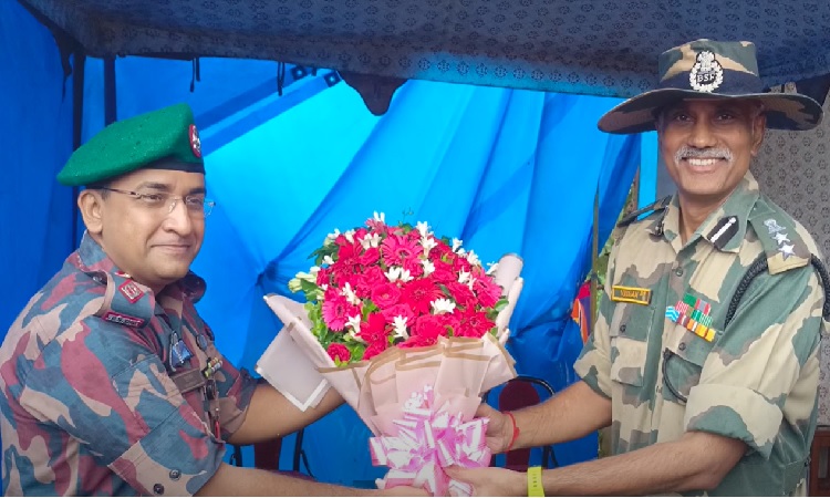 সীমান্তে বিজিবি-বিএসএফ কমান্ডার পর্যায়ের সৌজন্য সাক্ষাৎ