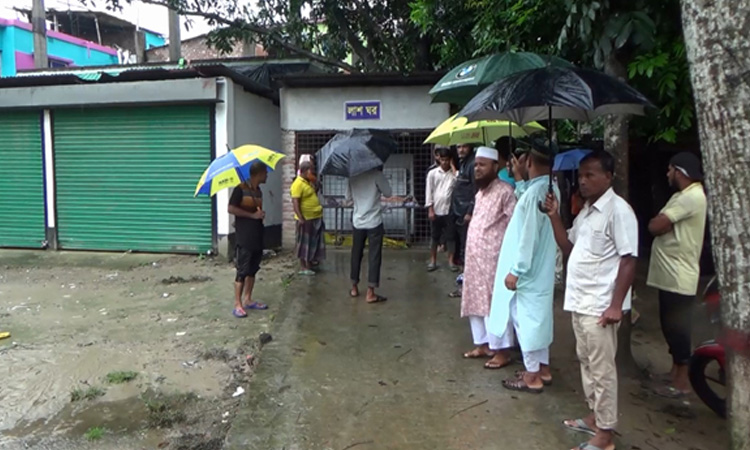 বিদ্যুৎস্পৃষ্টে একই পরিবারের ৩ জনের মৃত্যু