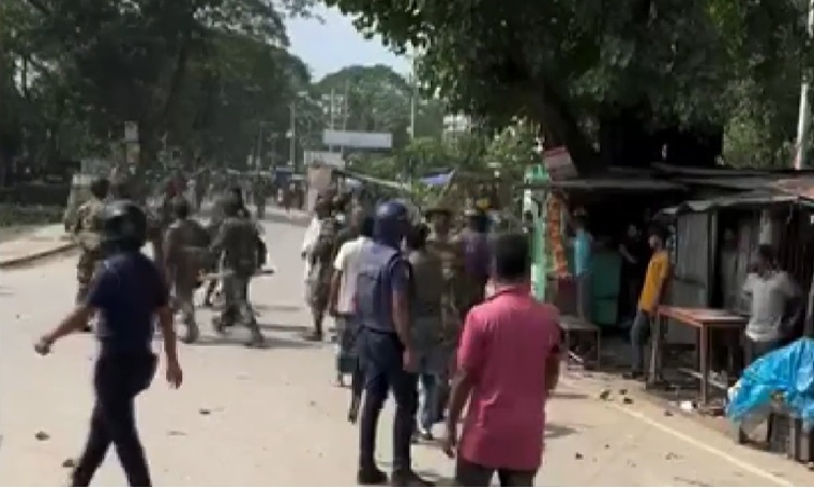 কসবায় ঈদে মিলাদুন্নবী জশনে জুলুসে বাধা, সংঘর্ষে আহত ২০