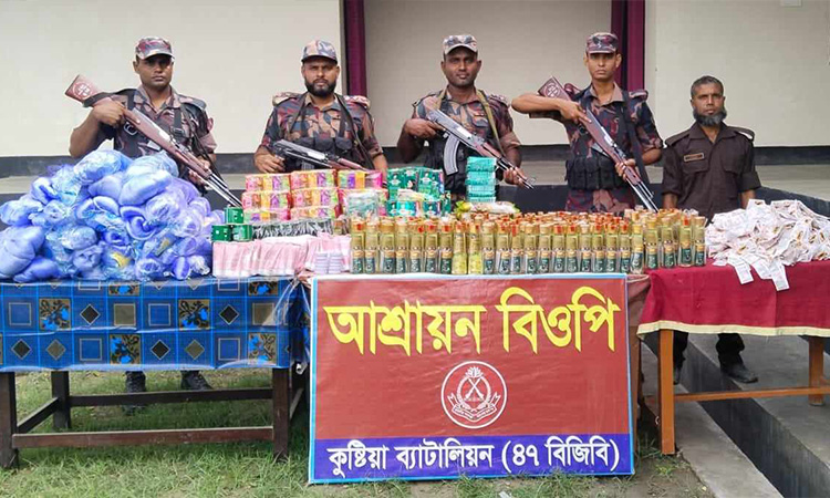দৌলতপুরে বিজিবি’র অভিযানে ভারতীয় কসমেটিক্স পণ্য ও কারেন্ট জাল উদ্ধার