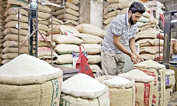 দুই লাখ টন চাল আমদানির সিদ্ধান্ত সরকারের