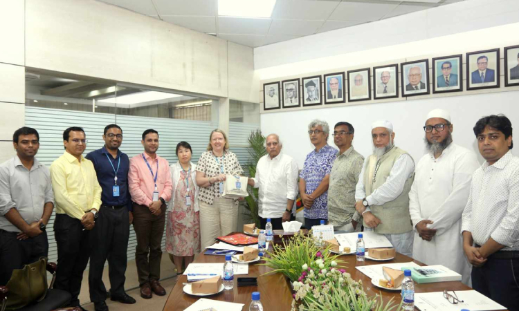 আহত শিক্ষার্থীদের স্বাস্থ্য সুরক্ষায় কাজ করবে ইউজিসি-ইউনেস্কো