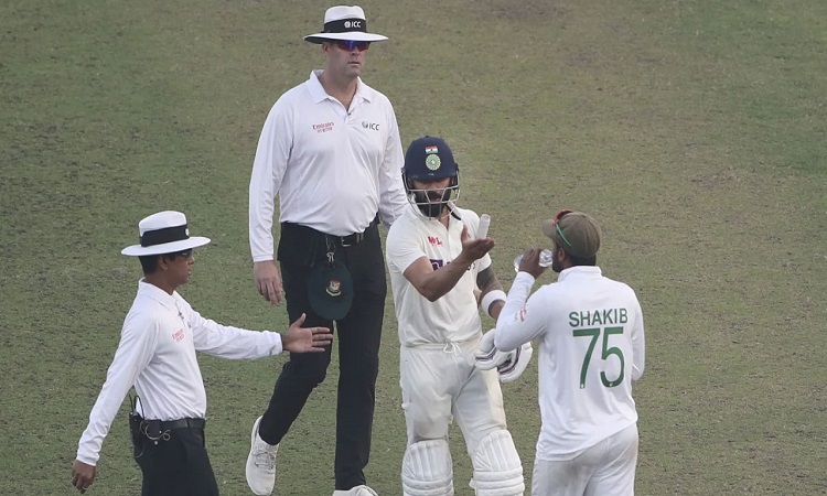 টস জিতে ফিল্ডিংয়ে বাংলাদেশ