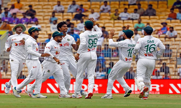 হাসানের তিন শিকারে বিপদে ভারত