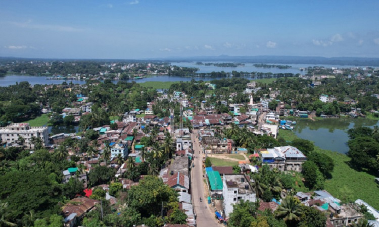 পাহাড়ে অস্থিতিশীল পরিস্থিতি : রাঙামাটির পর্যটনে ধস