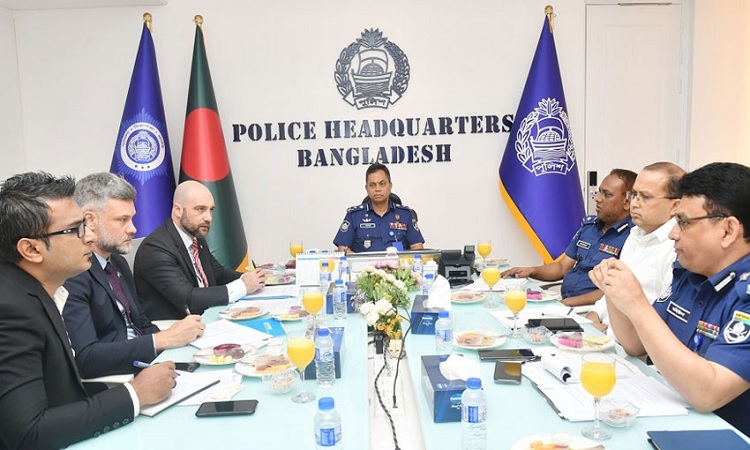 আইজিপির সঙ্গে ইউএনওডিসি প্রতিনিধিদলের সাক্ষাৎ