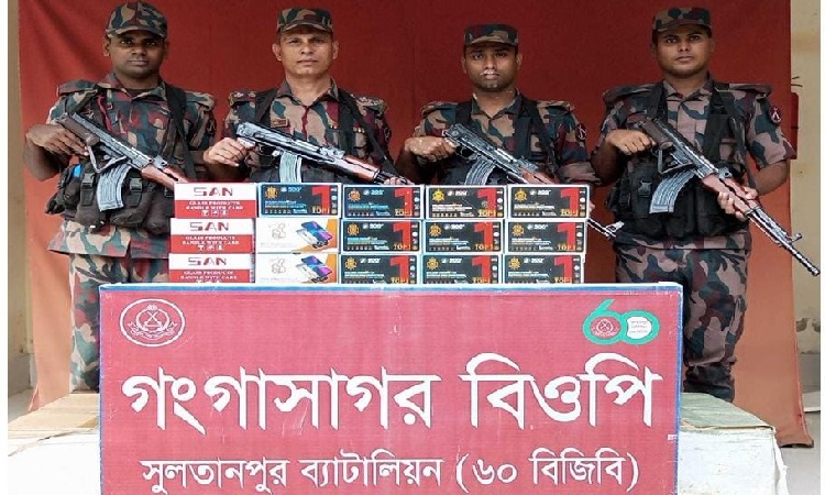 আখাউড়ায় কোটি টাকার মোবাইল ফোন ডিসপ্লে­ জব্দ