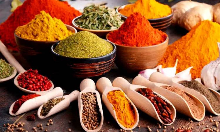 বর্ষাকালে নষ্ট হয় মসলা, মানুন এসব টিপস