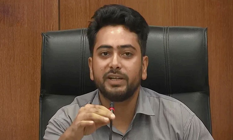সাইবার মামলায় গ্রেফতার না করতে বলা হয়েছে: নাহিদ