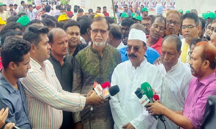 পূজাকে কেন্দ্র করে দেশ অস্থিতিশীল করার চক্রান্ত সফল হবে না : গয়েশ্বর