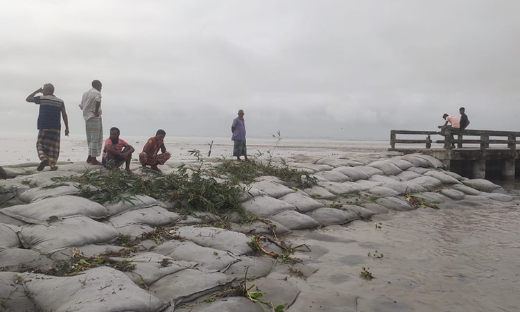 কুড়িগ্রামে তিস্তার পানি বিপদসীমার ওপরে
