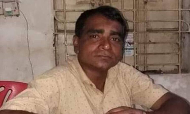 শিবপুরে পোল্ট্রি ফিড ব্যবসায়ীকে কুপিয়ে হত্যা