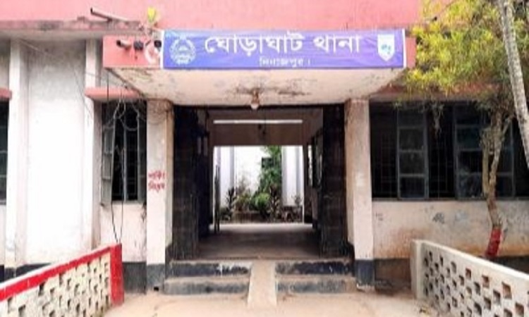 ঘোড়াঘাটে দাঁড়িয়ে থাকা ভ্যানে ট্রাকের ধাক্কায় নিহত ২