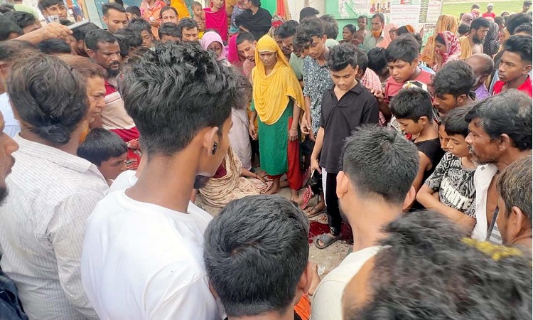 নরসিংদীতে প্রকাশ্যে এক ব্যক্তিকে জবাই করে হত্যা