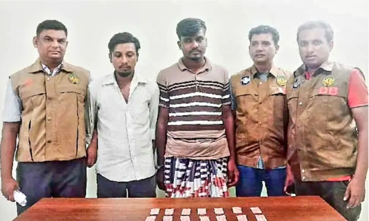 রাজশাহীতে গোয়েন্দা পুলিশের অভিযানে ট্যাপেন্টাডল ট্যাবলেটসহ গ্রেফতার ২