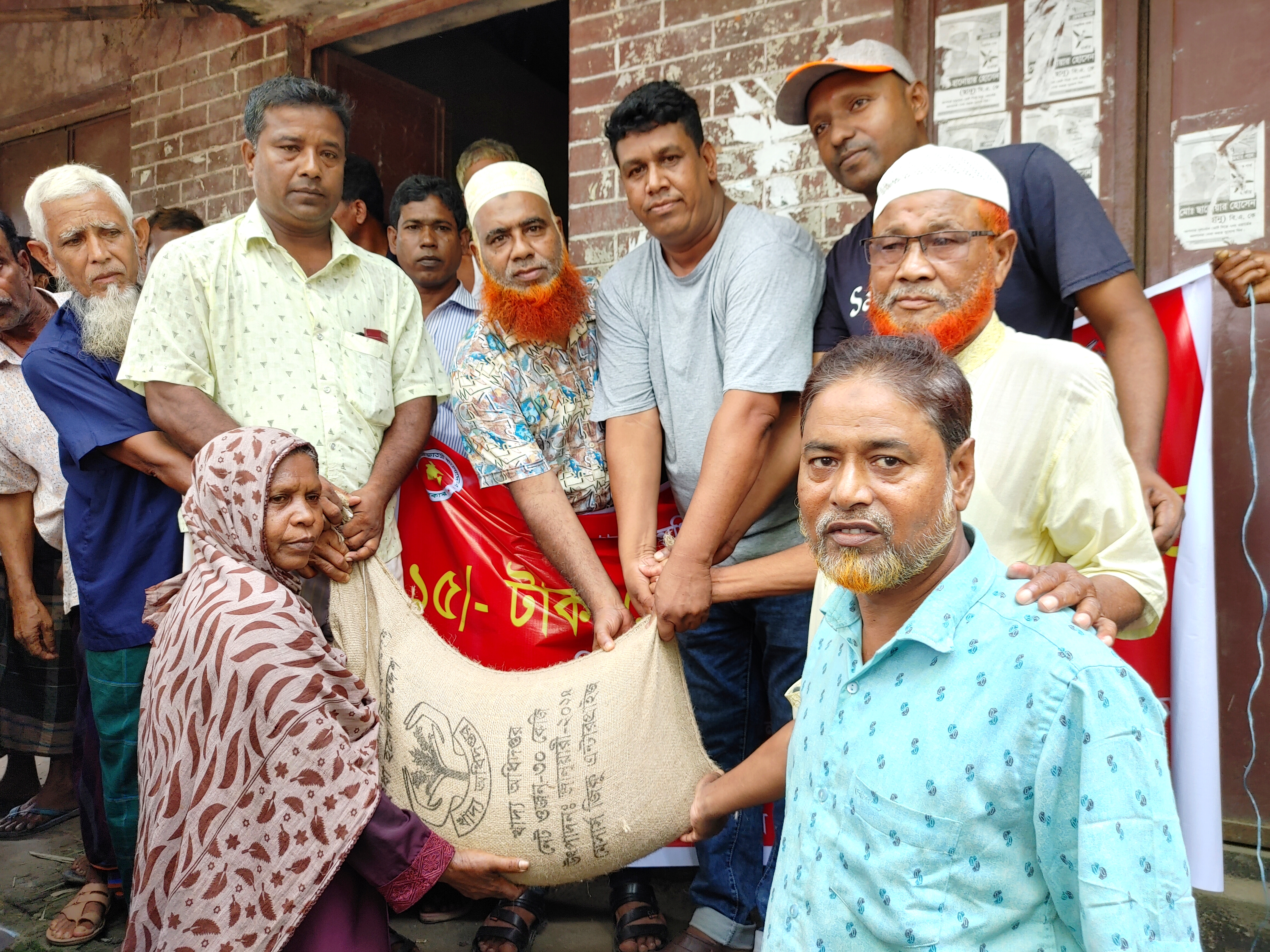 সরিষাবাড়ীতে খাদ্যবান্ধব কর্মসূচির চাল বিক্রি শুরু