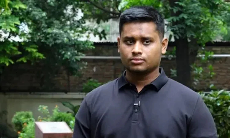 রাষ্ট্রপতির অপসারণ চাইলেন সমন্বয়ক হাসনাত