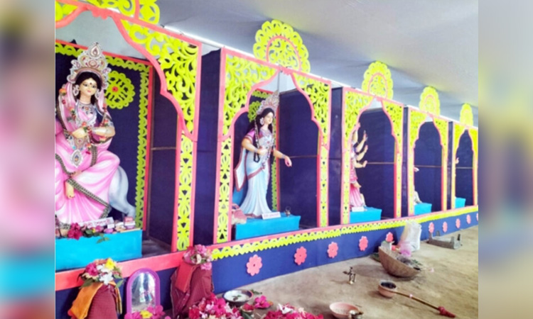 দেশের একমাত্র আগাম দুর্গাপূজা শুরু হয়েছে শ্রীমঙ্গলে