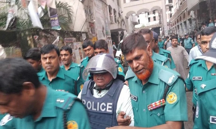 সাবেক খাদ্যমন্ত্রী সাধন চন্দ্র ৭ দিনের রিমান্ডে