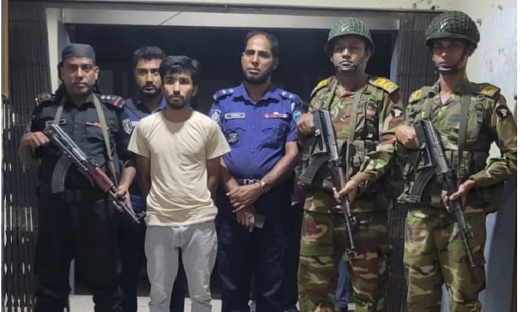যৌথবাহিনীর অভিযানে একাধিক মামলার আসামি গ্রেফতার