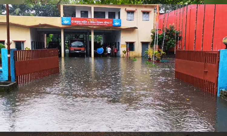 কুড়িগ্রামে রেকর্ড ১৫৭ মিলিমিটার বৃষ্টিপাত, দুর্ভোগে মানুষ