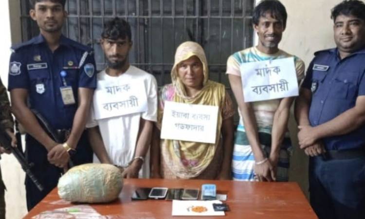 বাঞ্ছারামপুরে যৌথবাহিনীর অভিযানে আটক ৩