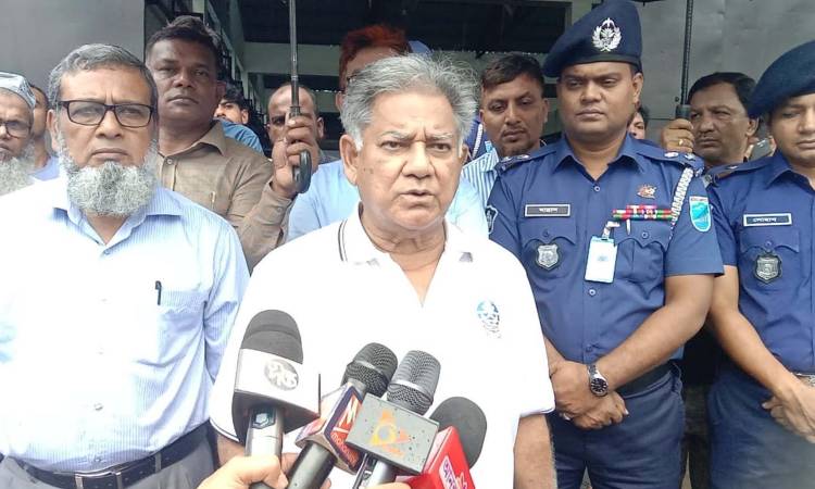 ‘তাঁতশিল্পের ক্ষুদ্র বিনিয়োগকারীদের সহায়তা করবে সরকার’