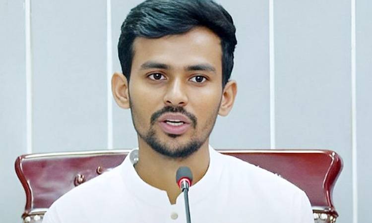 দেশ থেকে পাচার হওয়া টাকা দিয়ে কী করা হয়েছে, জানালেন উপদেষ্টা আসিফ