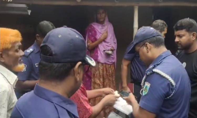 স্ত্রীকে খুন করে স্বামীর আত্মহত্যা, পারিবারিক বিরোধের অভিযোগ