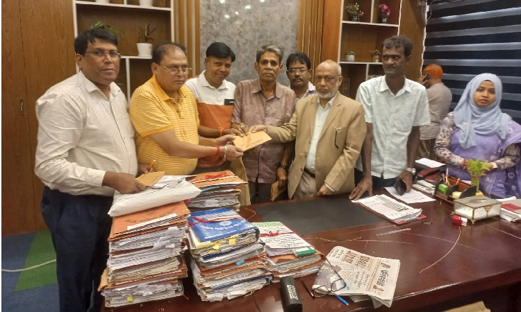 ৭৮টি মণ্ডপে রাসিকের নগদ অর্থ সহায়তা প্রদান