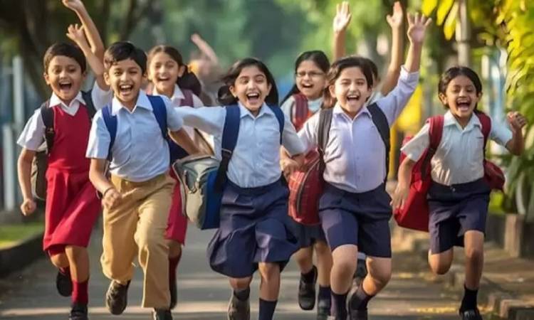 দুর্গাপূজায় স্কুল-কলেজে টানা ১১ দিন বন্ধ