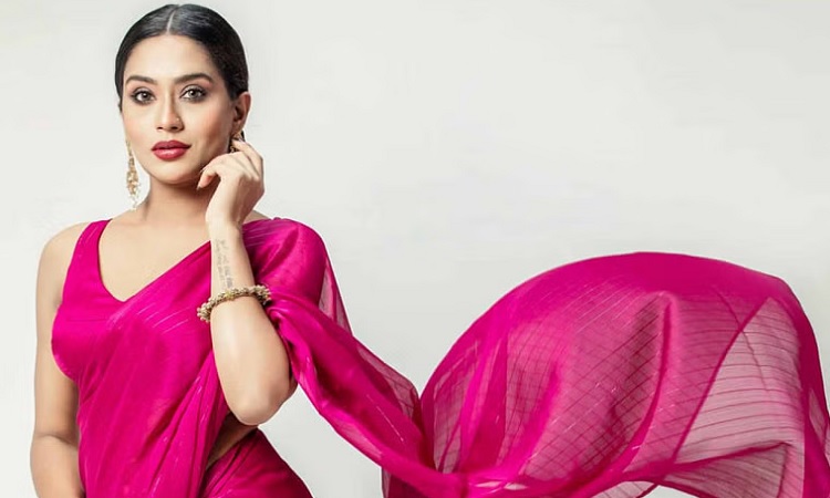 চলচ্চিত্র অনুদান কমিটির সদস্য হয়ে যা বললেন মম