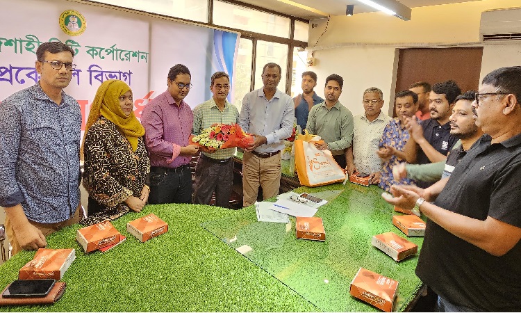রাসিকের প্রকৌশল বিভাগের কর্মকর্তা-কর্মচারীদের বিদায় সংবর্ধনা অনুষ্ঠিত