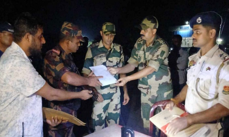 ২৬ ঘণ্টা পর বাংলাদেশি যুবকের মরদেহ ফেরত দিলো বিএসএফ
