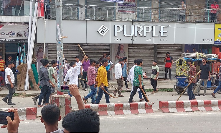 ঠাকুরগাঁওয়ে ছাত্রলীগের সভাপতিসহ ১২১ জনের বিরুদ্ধে মামলা