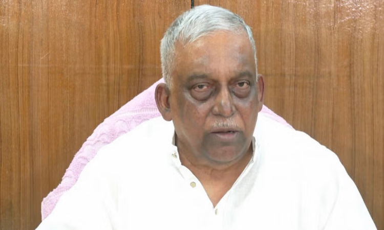 স্ত্রী-সন্তানসহ সাবেক স্বরাষ্ট্রমন্ত্রীর বিরুদ্ধে দুদকের ৫ মামলা