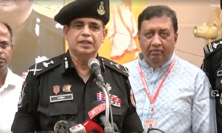 'দুর্গাপূজায় কেউ বিশৃঙ্খলা করতে না পারে সে ব্যাপারে সজাগ র‌্যাব'