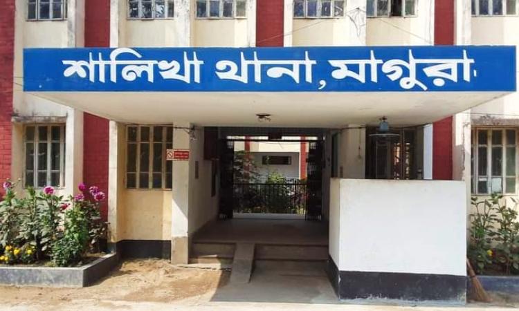 মাছ শিকার করতে গিয়ে নৌকাডুবি, দুইজনের মৃত্যু