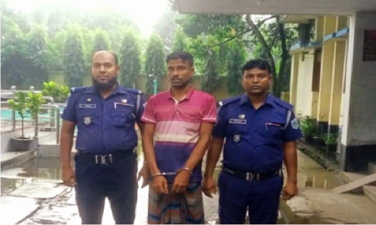মান্দায় সাংবাদিক পরিবারের উপর হামলা ঘটনায় আটক ১