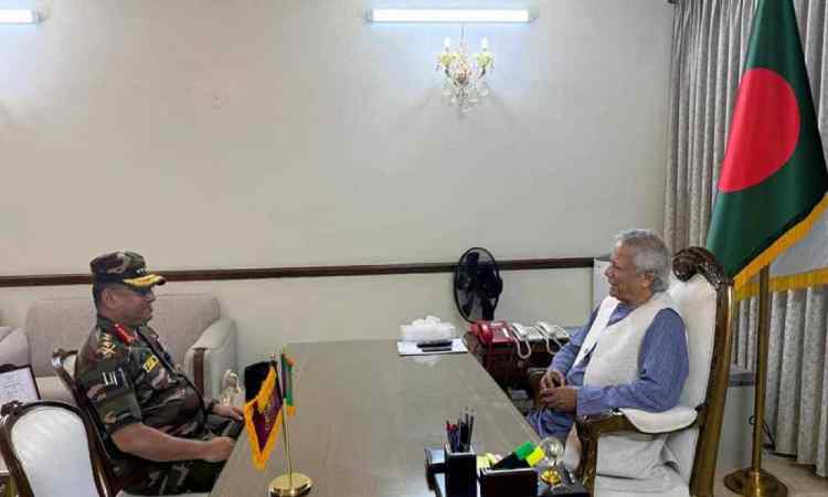 প্রধান উপদেষ্টার সঙ্গে সেনাপ্রধানের সৌজন্য সাক্ষাৎ